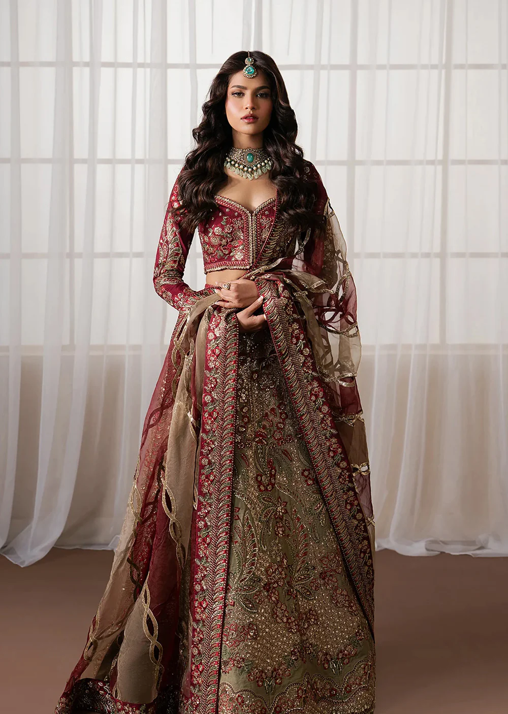 End Of Year Sale  - UPTO 70% OFF